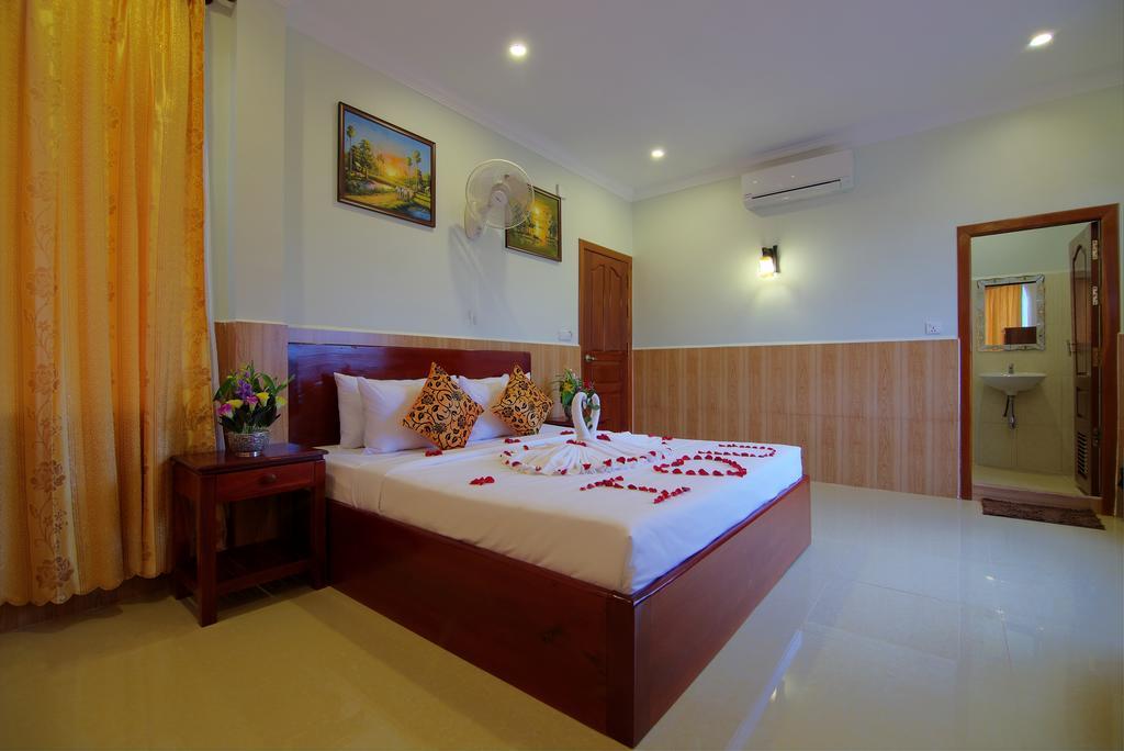 Serkirin Mary Angkor Villa Сіємреап Номер фото